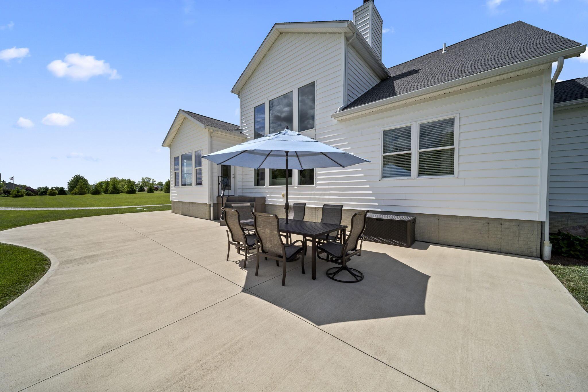 21746 Winstead Road Circleville, OH 43113 - Photo 77 of 99 patio