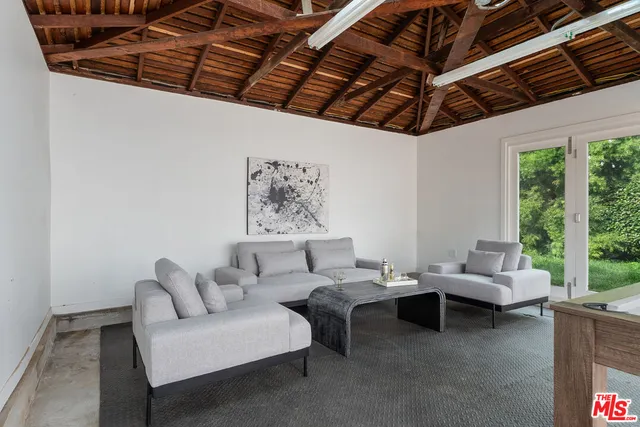 $1,799,000 | 8421 Gonzaga Avenue, Los Angeles, CA 90045