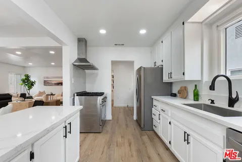 $1,799,000 | 8421 Gonzaga Avenue, Los Angeles, CA 90045