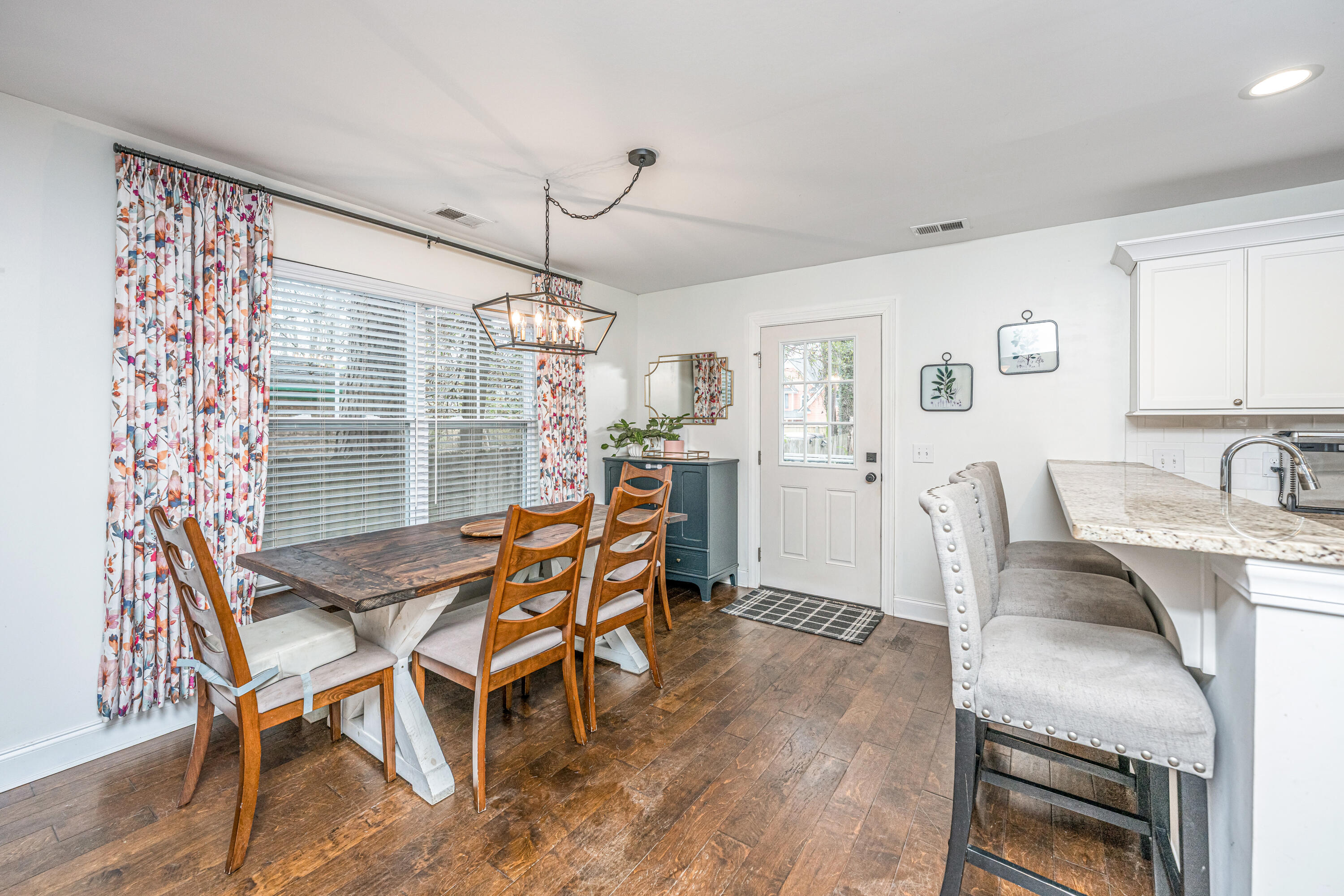 2131 Bradham Road Charleston, SC 29412 - Photo 11 of 71 2131BradhamRd029