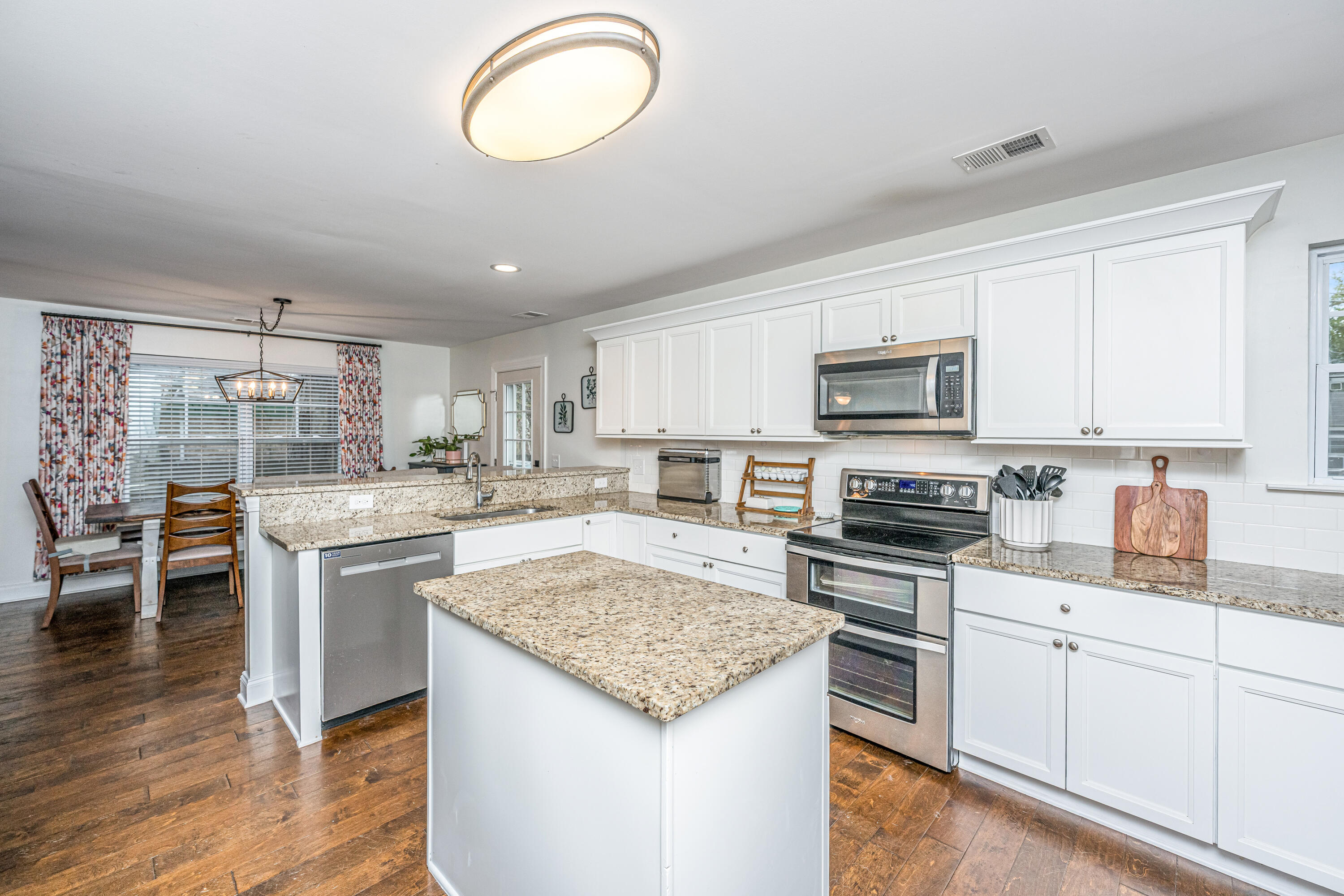 2131 Bradham Road Charleston, SC 29412 - Photo 21 of 71 2131BradhamRd039