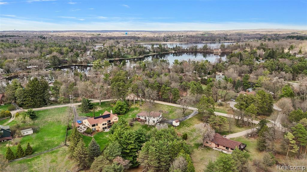 125 Cayuga Road Lake Orion, MI 48362 - Photo 42 of 53