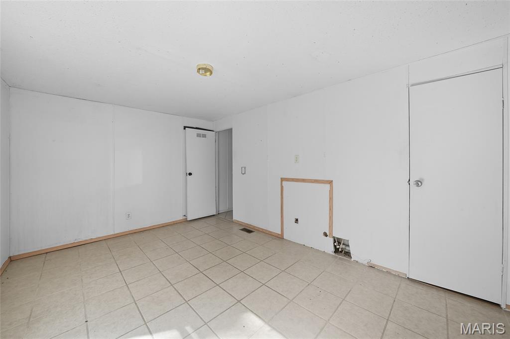 1693 Wade Road Pacific, MO 63069 - Photo 16 of 22