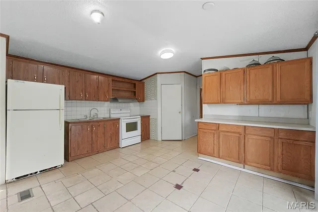 $110,000 | 1693 Wade Road, Pacific, MO 63069