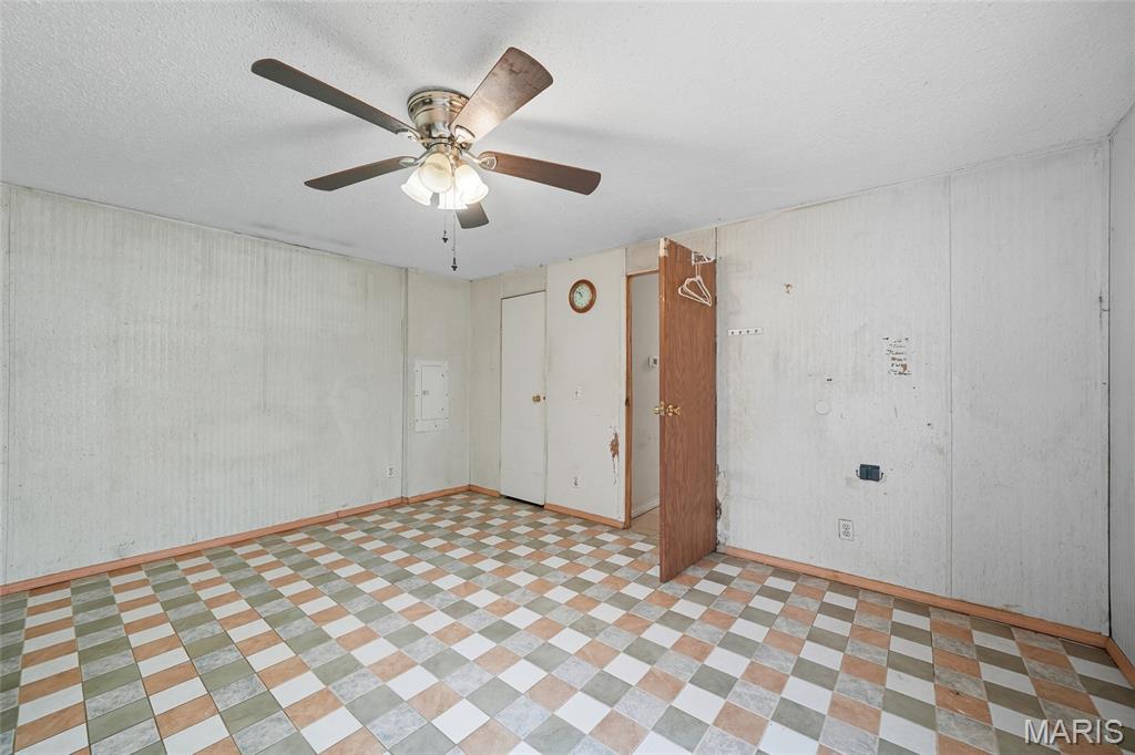 1693 Wade Road Pacific, MO 63069 - Photo 10 of 22