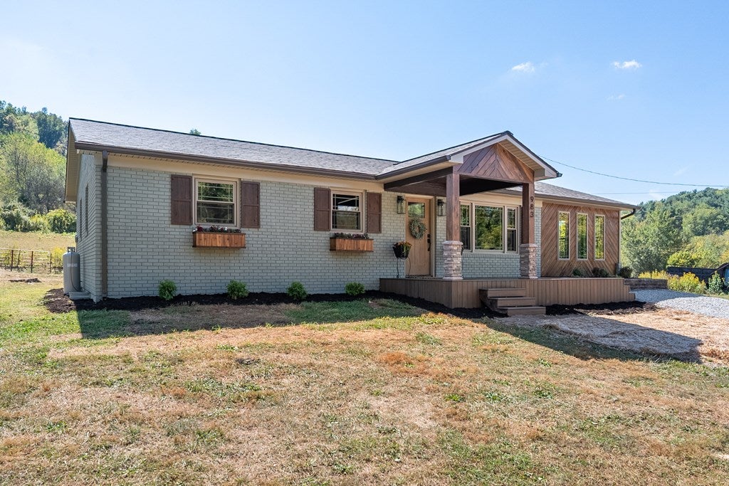 983 Sanders Mines Road Max Meadows, VA 24360 - Photo 66 of 75 Gallery Image 66