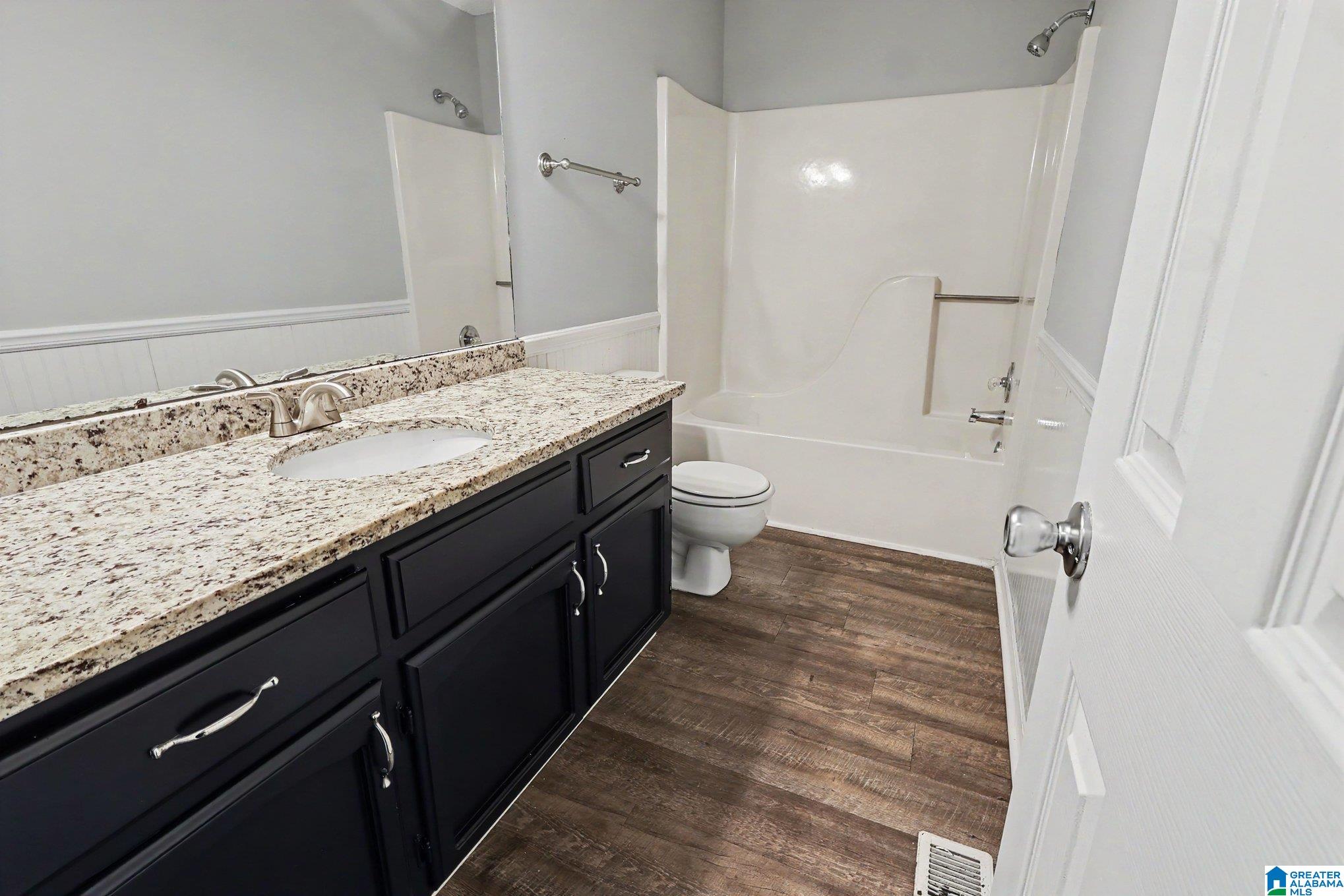 2029 Brewster Road Birmingham, AL 35235 - Photo 9 of 17