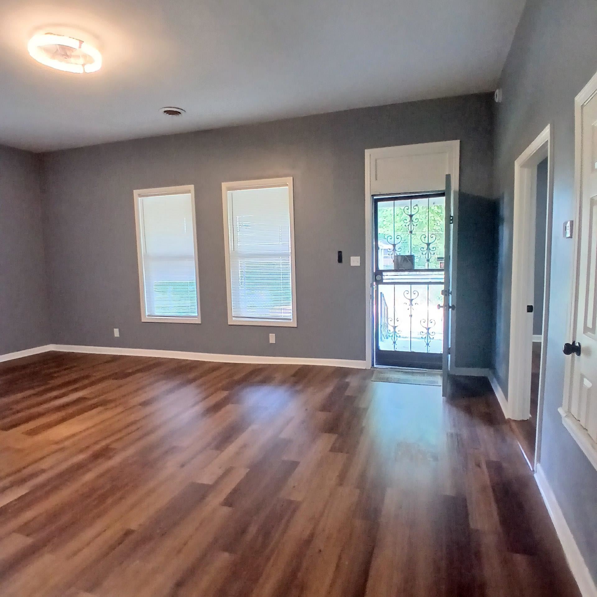 949 Kney Street Memphis, TN 38107 - Photo 2 of 20
