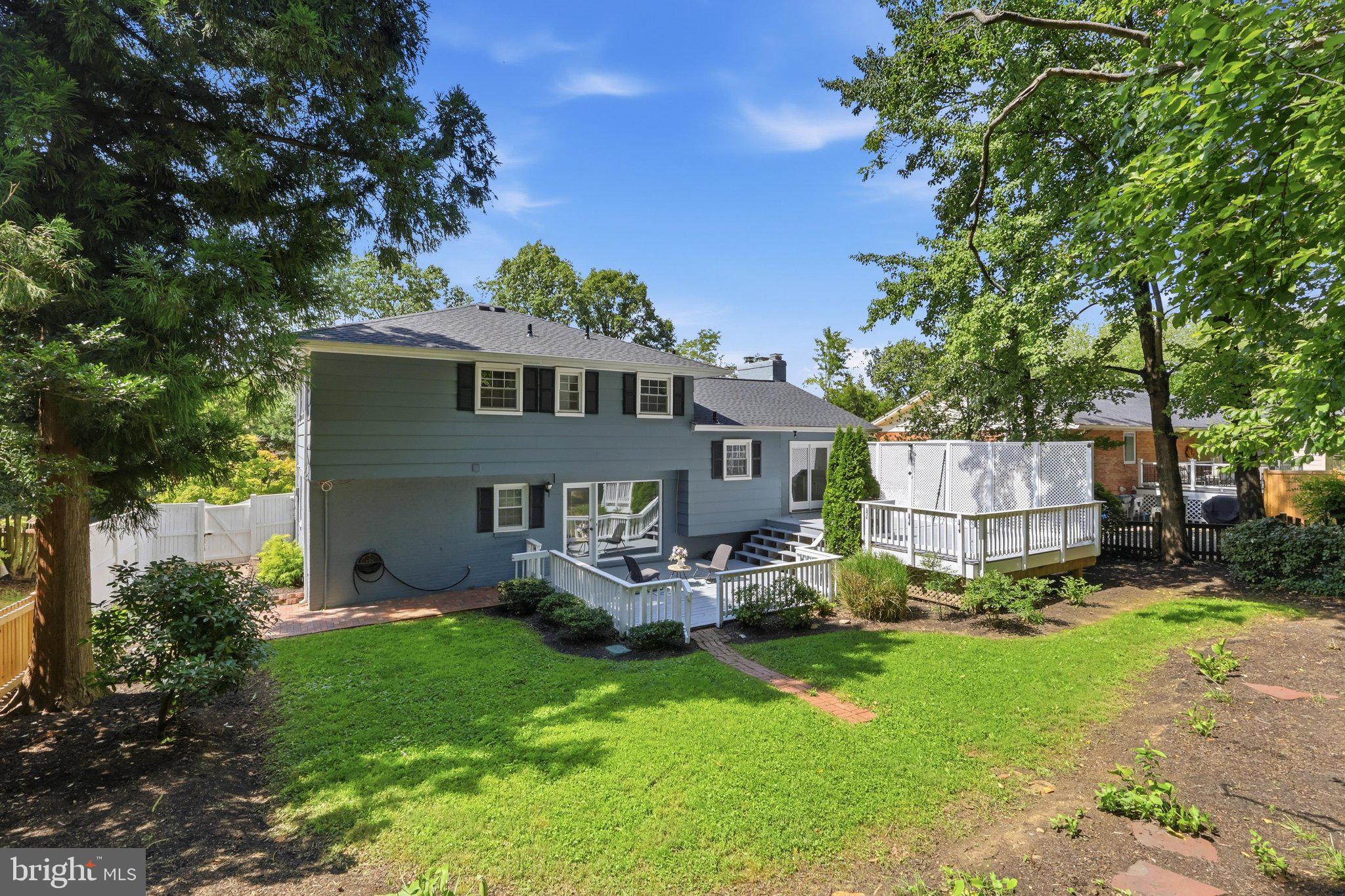 2322 Windsor Road Alexandria, VA 22307 - Photo 32 of 60 So much space