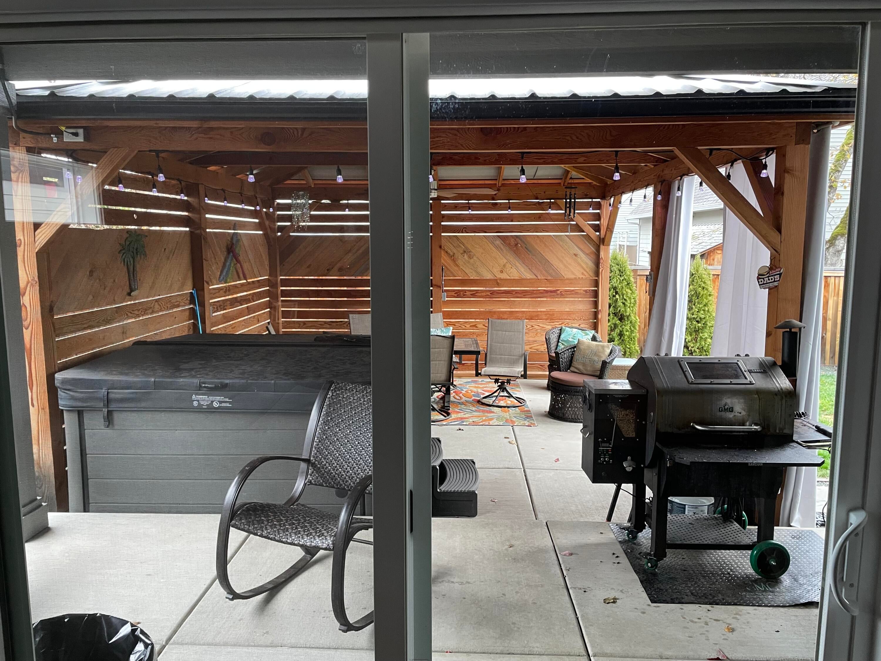 2025 Rabun Way Central Point, OR 97502 - Photo 12 of 24 Back Patio
