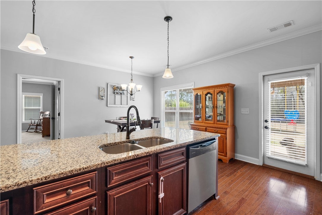 2157 Autumn Ridge Way Auburn, AL 36879 - Photo 8 of 27 Gallery Image 8
