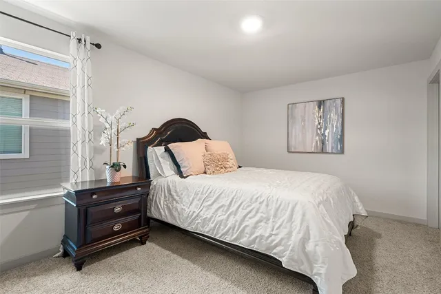 $385,000 | 202 Barton Creek Lane, Hutto, TX 78634