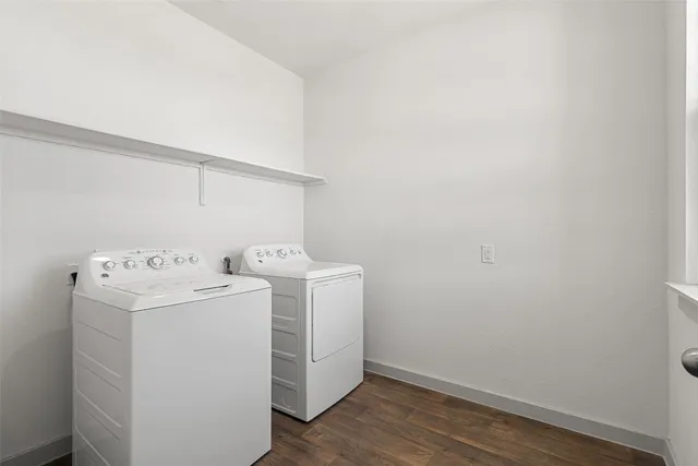 $385,000 | 202 Barton Creek Lane, Hutto, TX 78634