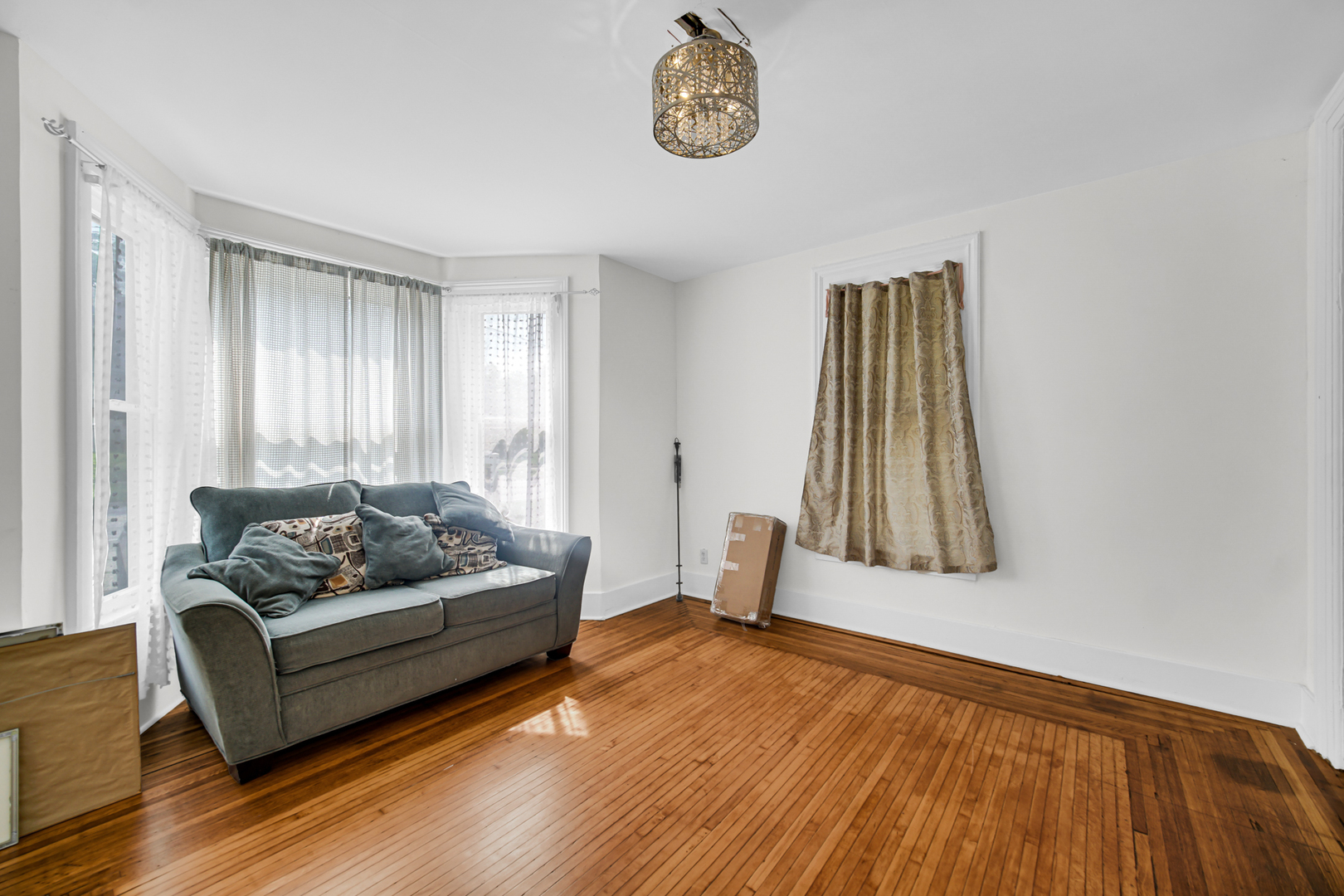 518 Raymond Street Elgin, IL 60120 - Photo 9 of 22