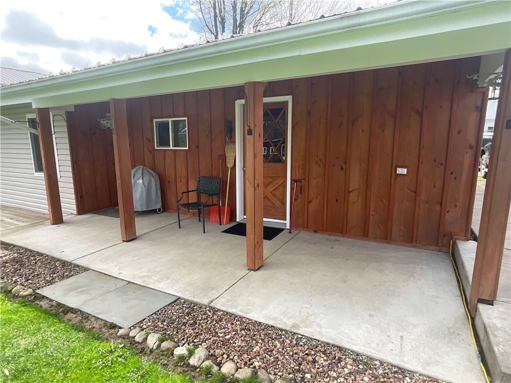 11586 Armison Road Hume, NY 14735 - Photo 4 of 31 Covered back Patio