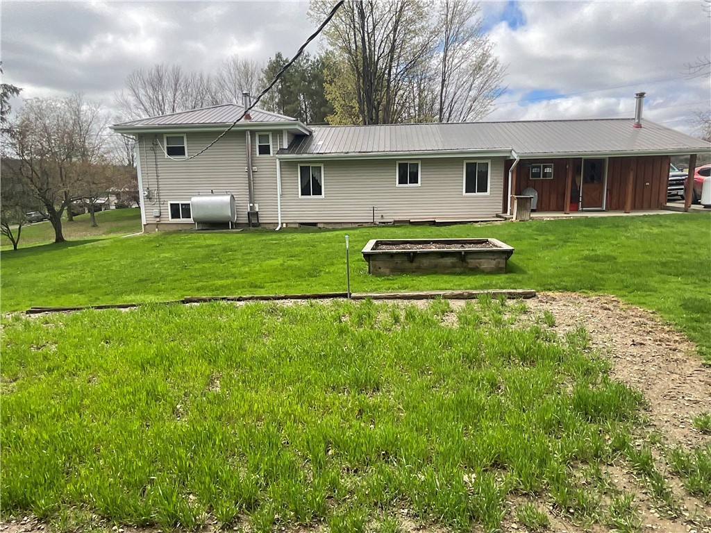 11586 Armison Road Hume, NY 14735 - Photo 5 of 31 Back