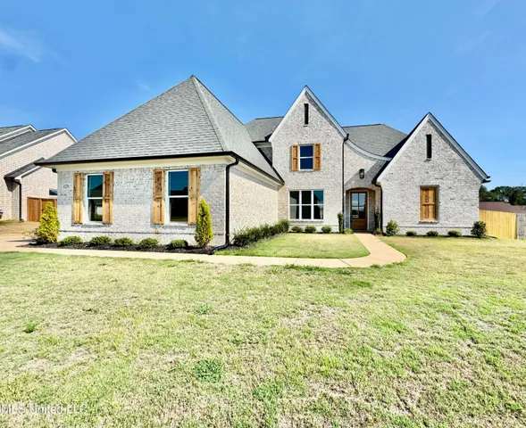 $499,900 | 4276 Brooke Drive, Nesbit, MS 38651