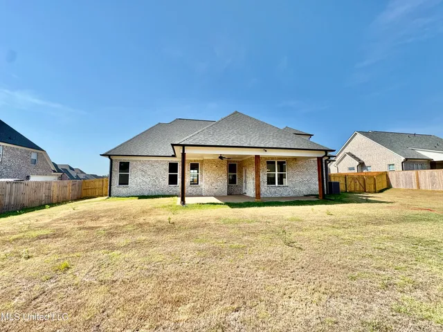 $499,900 | 4276 Brooke Drive, Nesbit, MS 38651