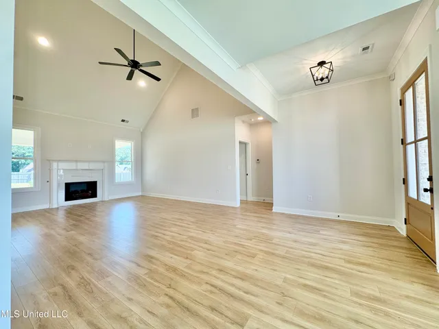 $499,900 | 4276 Brooke Drive, Nesbit, MS 38651