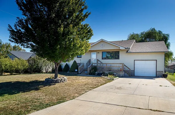 $212,500 | 2857 West 5th Avenue, El Dorado, KS 67042