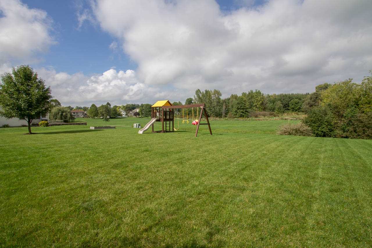 1407 Ely Ridge Pass Fort Wayne, IN 46845 - Photo 4 of 36 Gallery Image 4