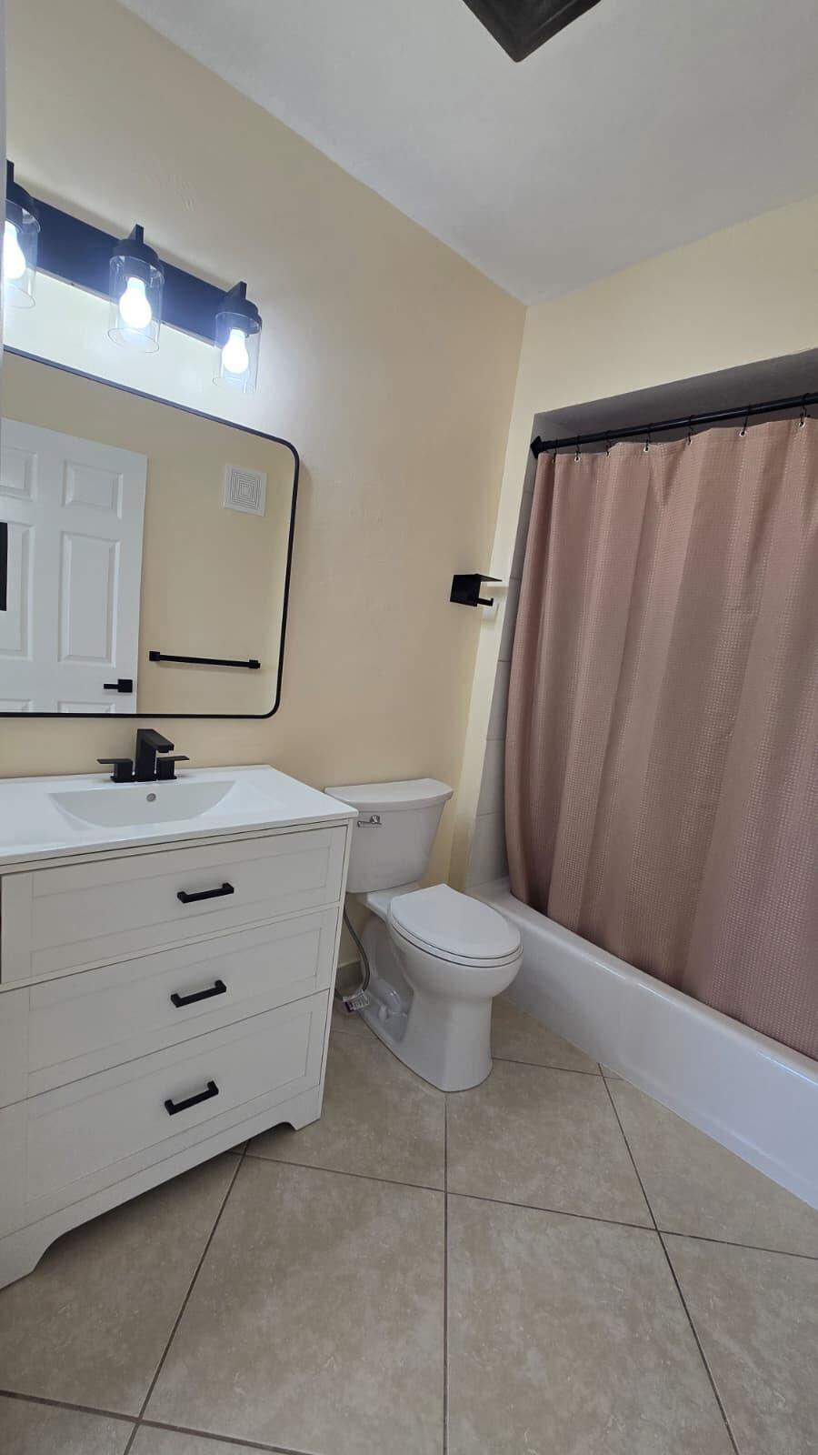 105 South Riverside Drive, Unit 402 Pompano Beach, FL 33062 - Photo 26 of 43 PHOTO-2026-06-09-17-06-36 2