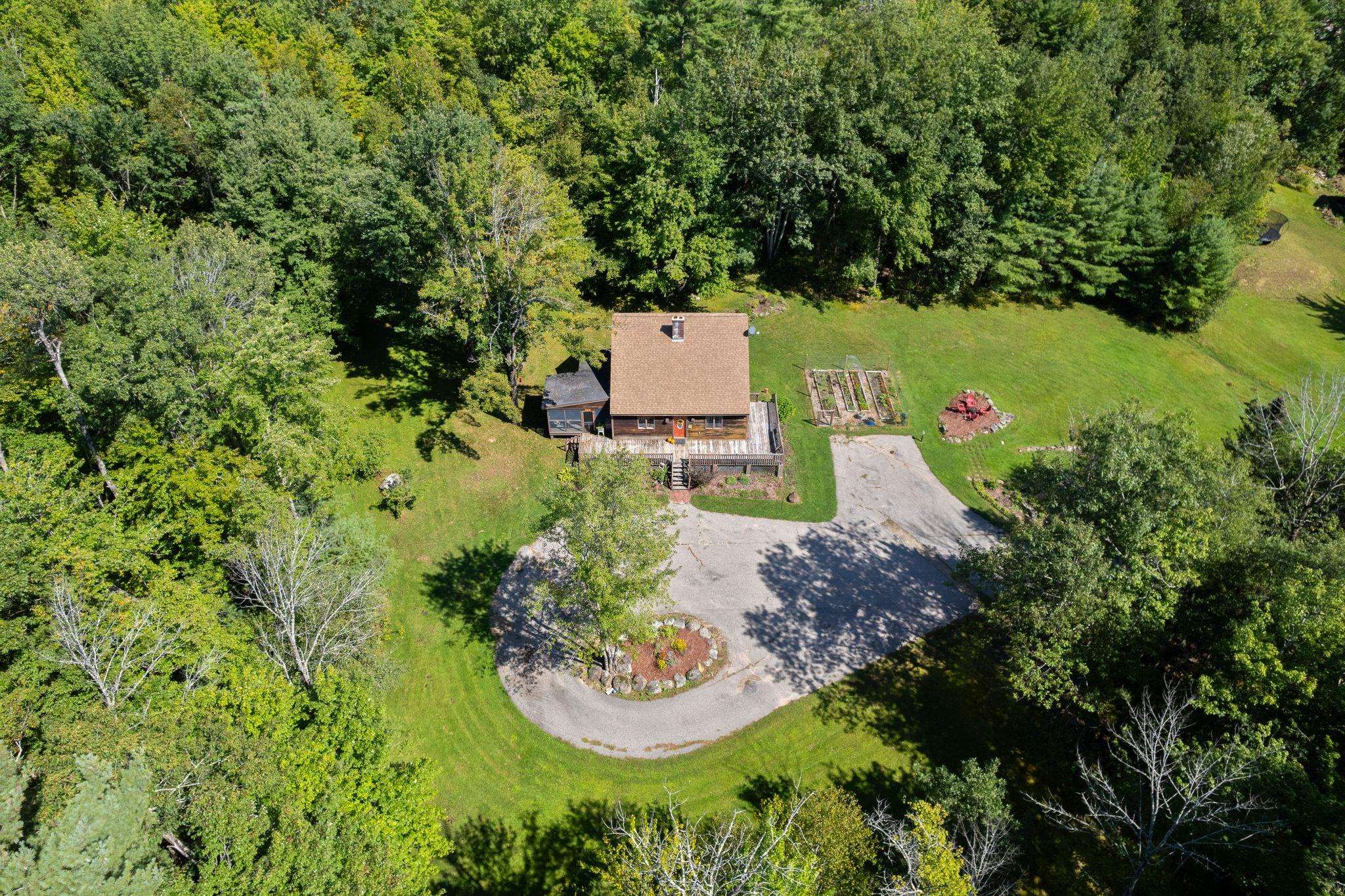 260 Highway 25 Meredith, NH 03253 - Photo 2 of 40