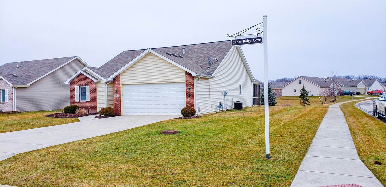 2104 Cedar Ridge Cove Fort Wayne, IN 46818 - Photo 2 of 24 Gallery Image 2