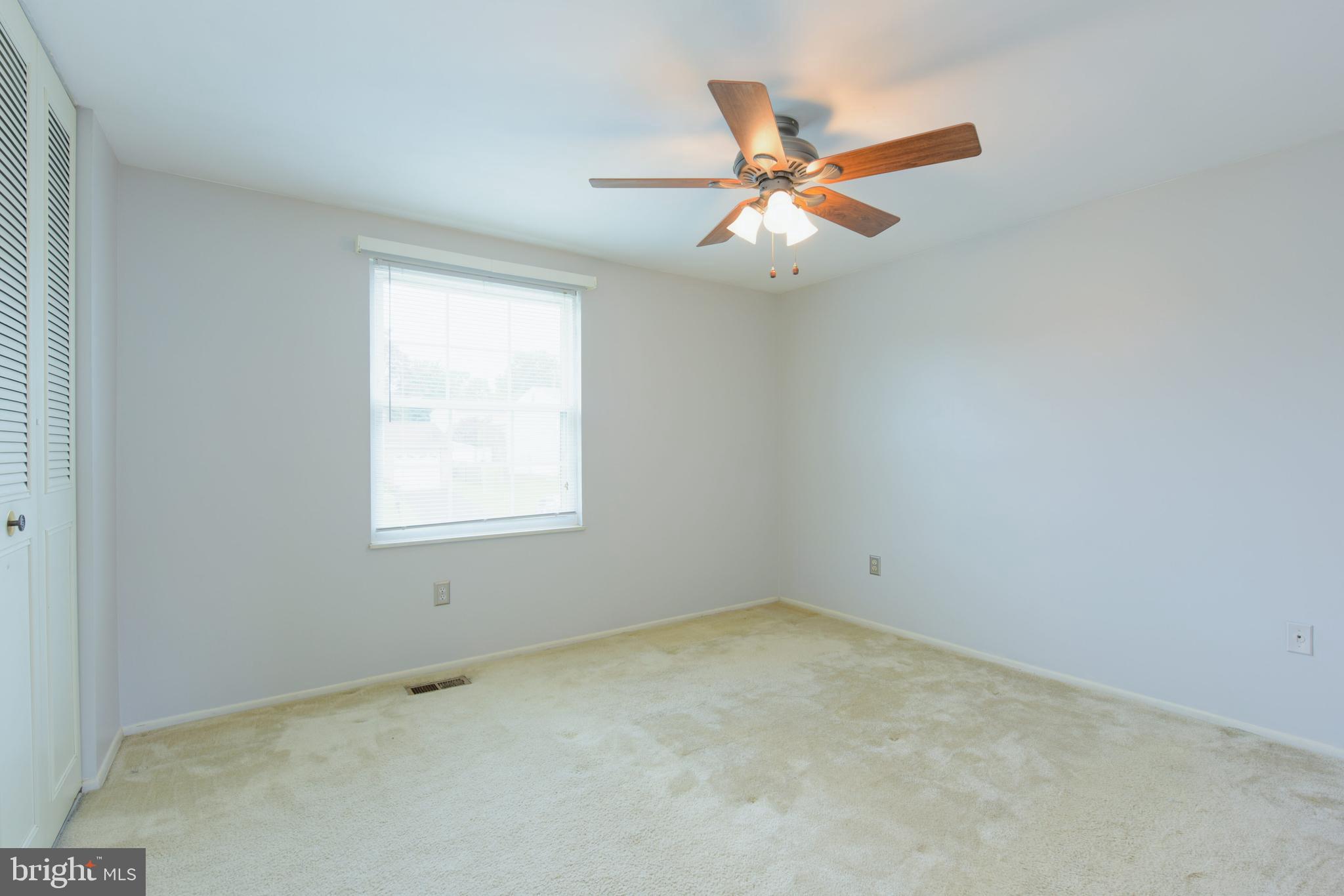 143 North Harrison Road Sterling, VA 20164 - Photo 13 of 36 Gallery Image 13