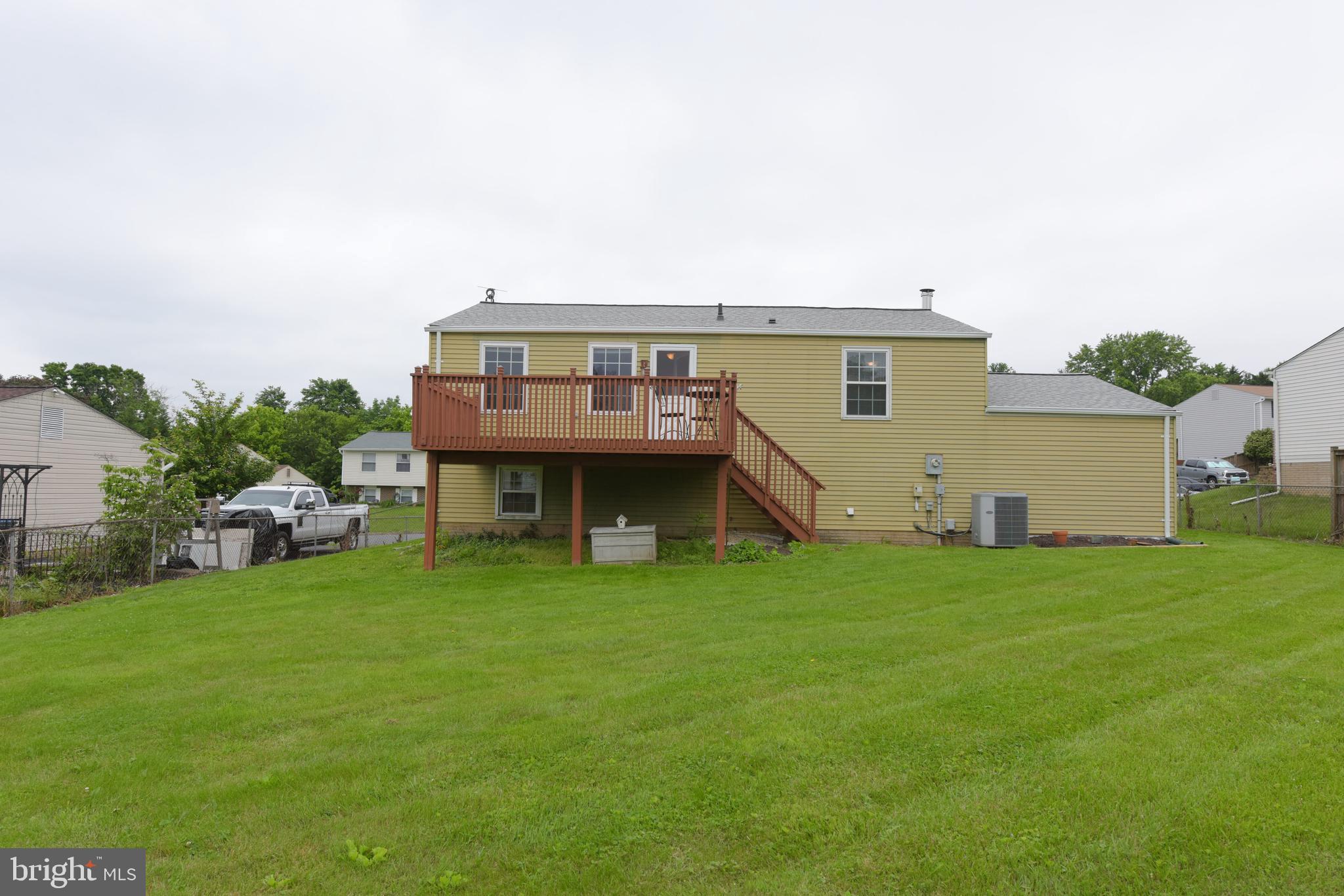 143 North Harrison Road Sterling, VA 20164 - Photo 32 of 36 Gallery Image 32