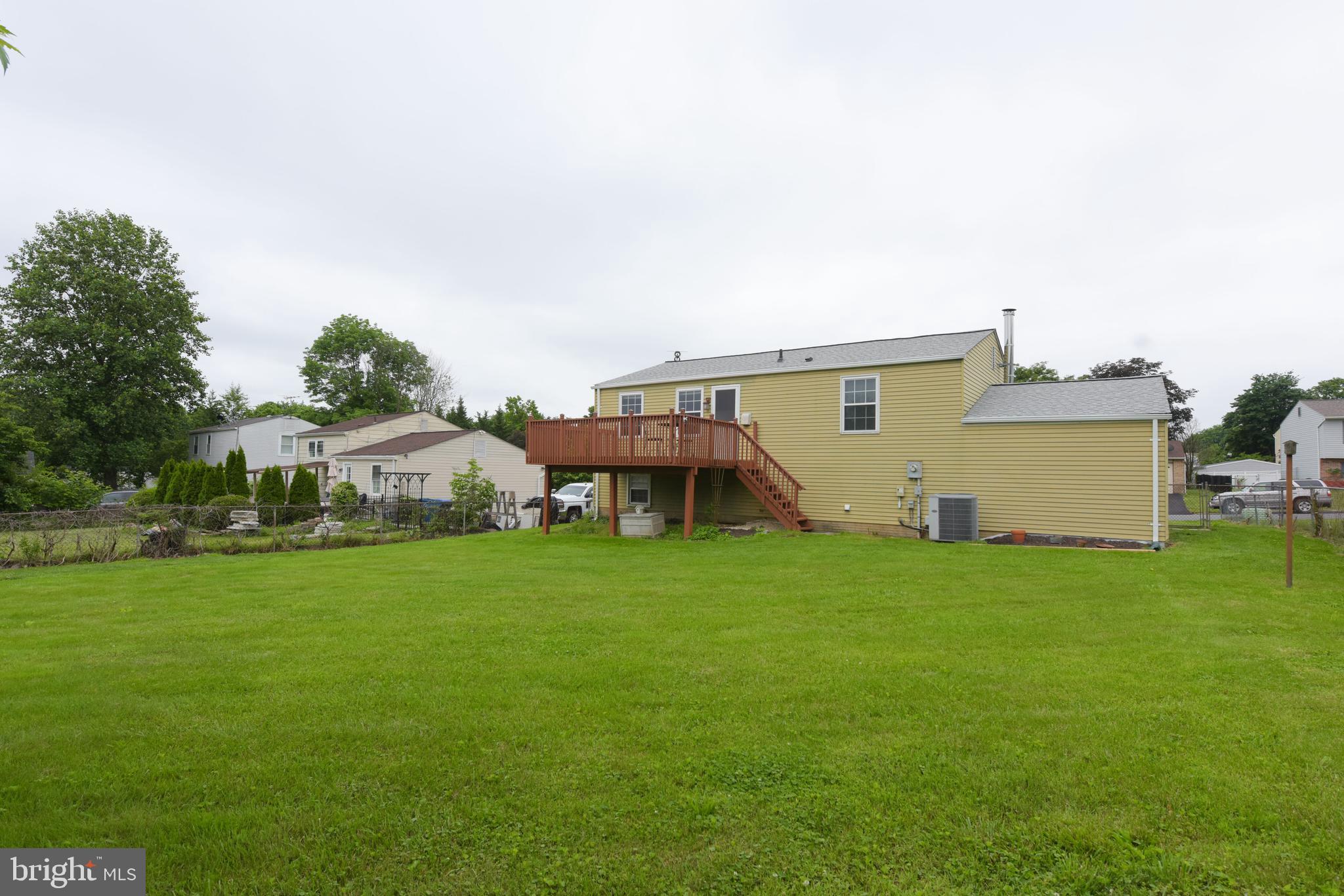 143 North Harrison Road Sterling, VA 20164 - Photo 33 of 36 Gallery Image 33