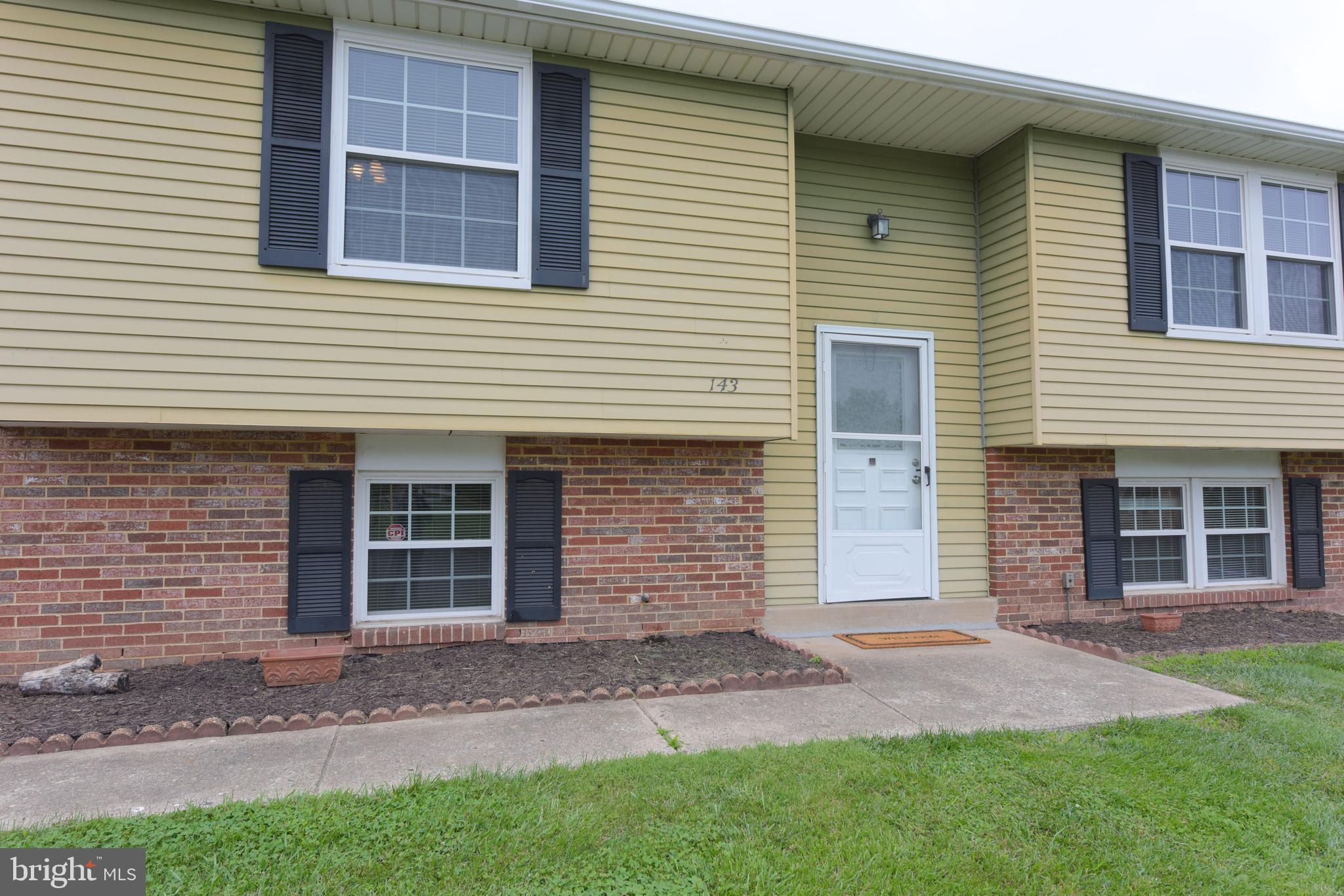 143 North Harrison Road Sterling, VA 20164 - Photo 36 of 36 Gallery Image 36