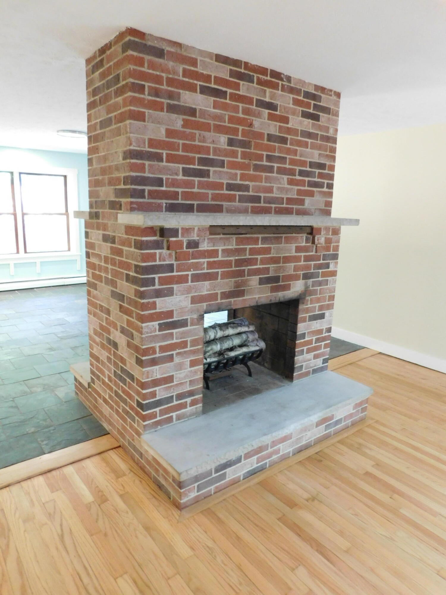 217 Railroad Avenue Springvale, ME 04083 - Photo 9 of 49 DSCN2525