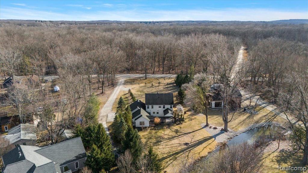 4351 Cordley Lake Road Pinckney, MI 48169 - Photo 39 of 41 Gallery Image 39