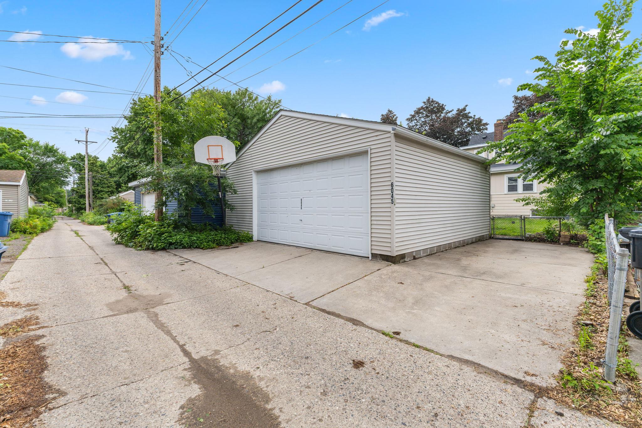 6045 Clinton Avenue Minneapolis, MN 55419 - Photo 59 of 73