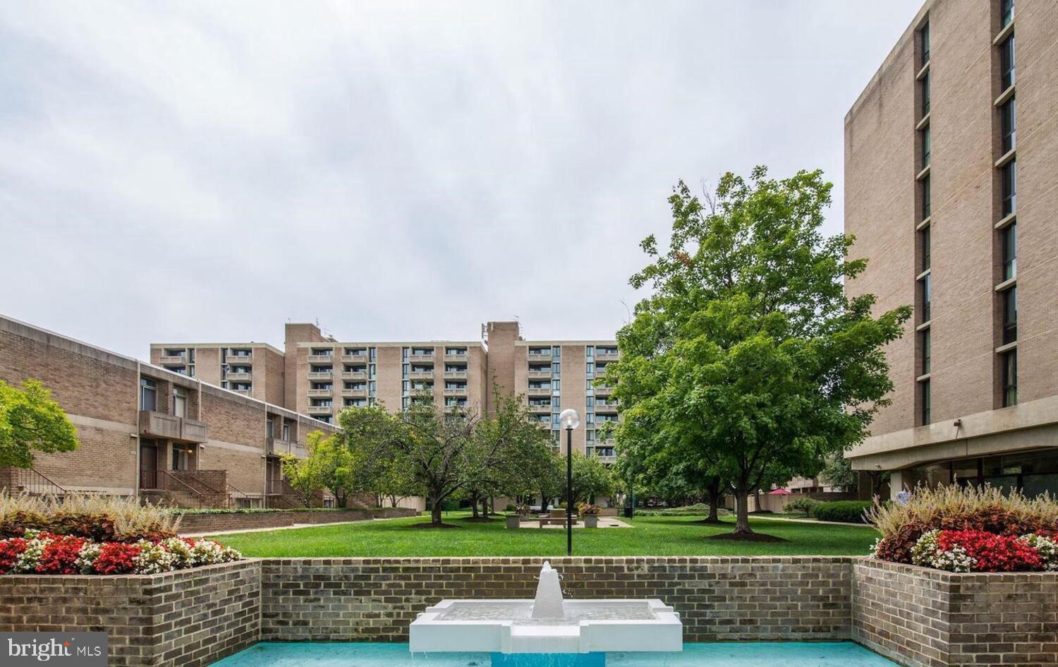 240 M Street Southwest, Unit E406 Washington, DC 20024 - Photo 19 of 38 a view of a building and outdoor space