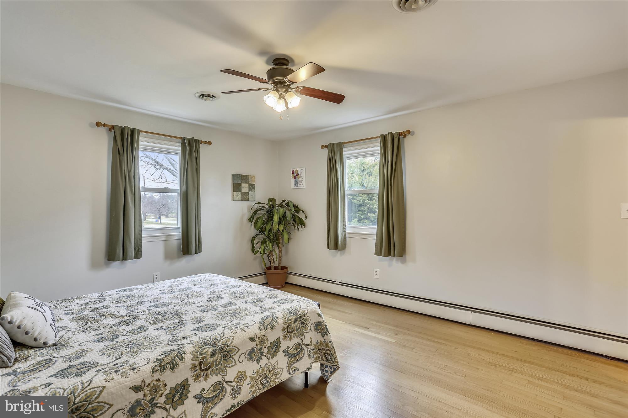 20904 Brooke Knolls Road Gaithersburg, MD 20882 - Photo 17 of 40 Gallery Image 17
