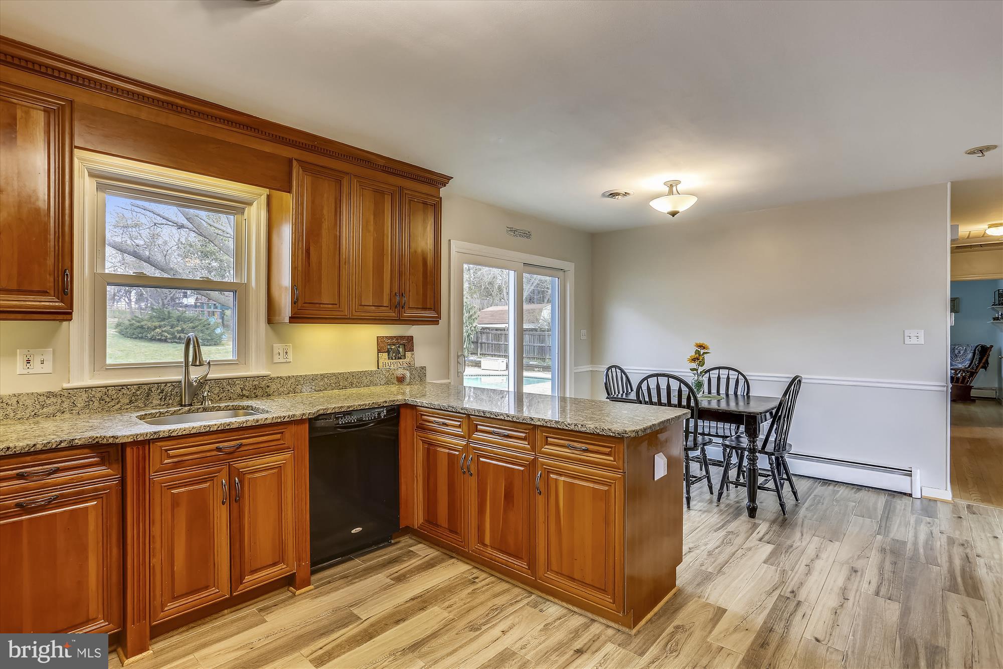 20904 Brooke Knolls Road Gaithersburg, MD 20882 - Photo 4 of 40 Gallery Image 4