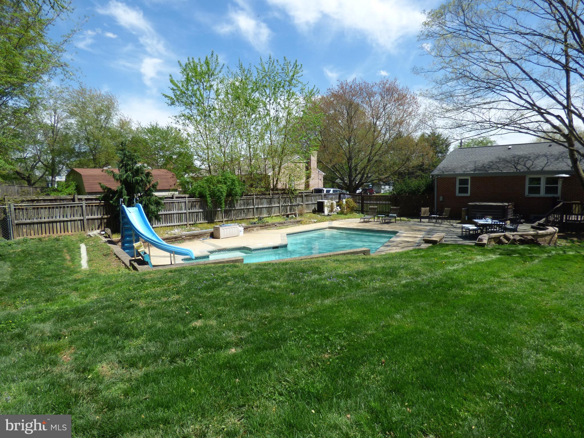 20904 Brooke Knolls Road Gaithersburg, MD 20882 - Photo 33 of 40 Gallery Image 33