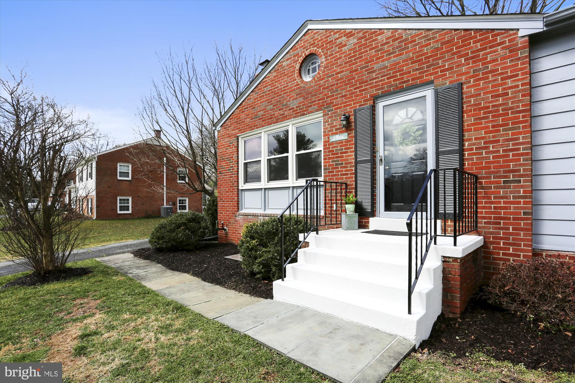 20904 Brooke Knolls Road Gaithersburg, MD 20882 - Photo 36 of 40 Gallery Image 36