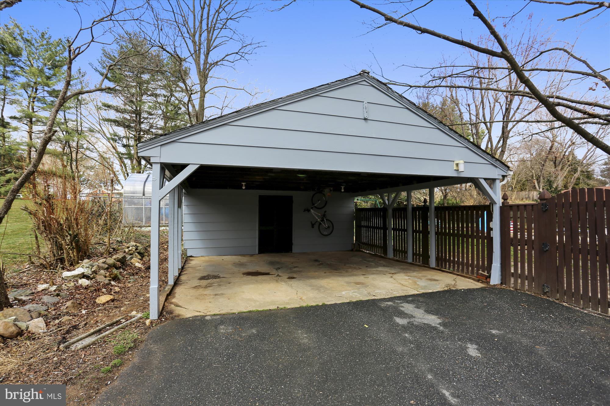 20904 Brooke Knolls Road Gaithersburg, MD 20882 - Photo 39 of 40 Gallery Image 39
