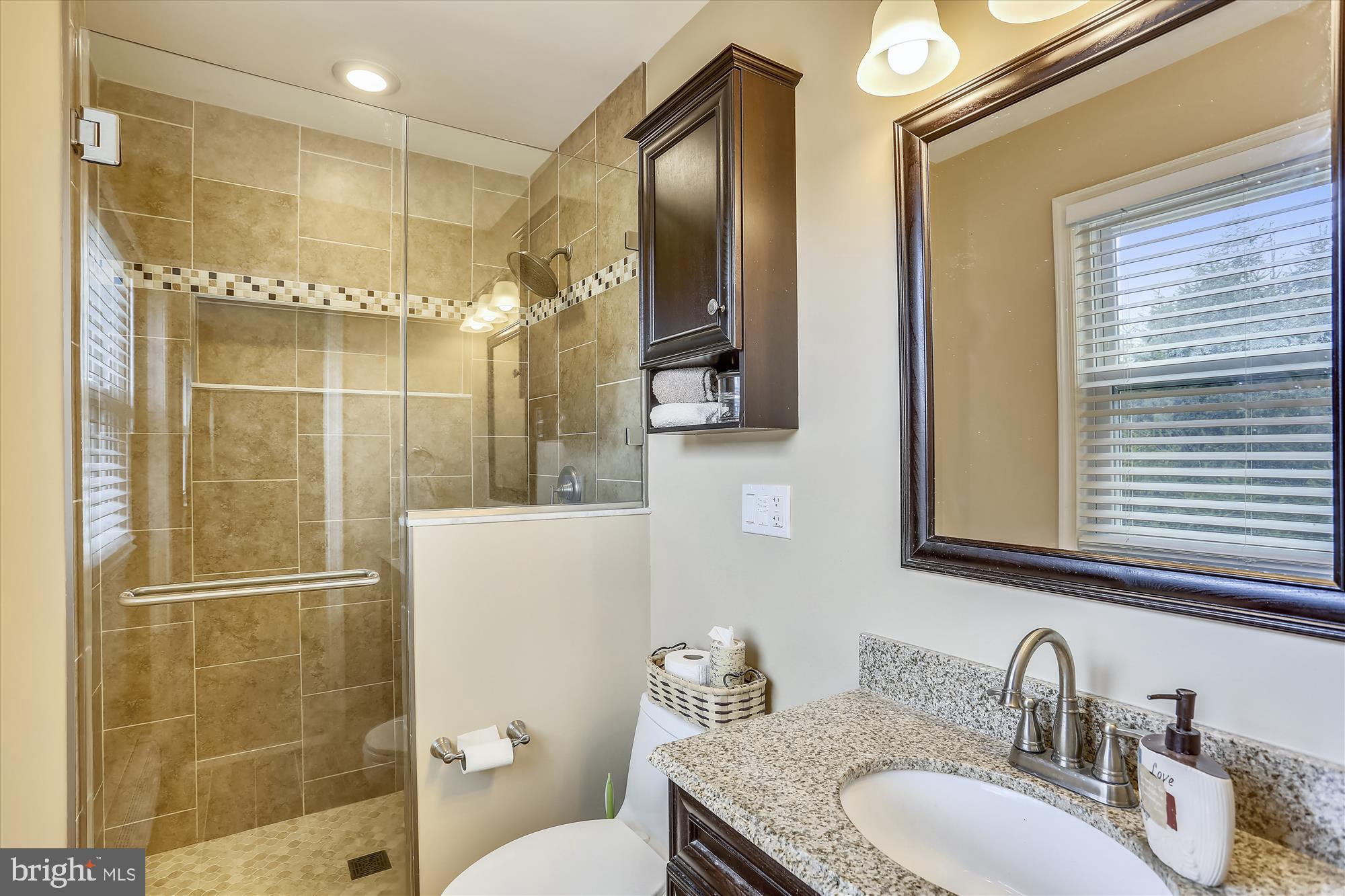 20904 Brooke Knolls Road Gaithersburg, MD 20882 - Photo 7 of 40 Gallery Image 7