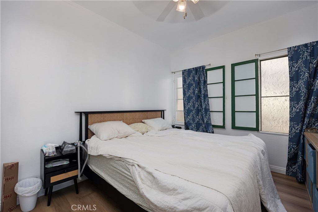 28 Argonne Avenue Long Beach, CA 90803 - Photo 12 of 20 a large bed sitting in a bedroom next to a window