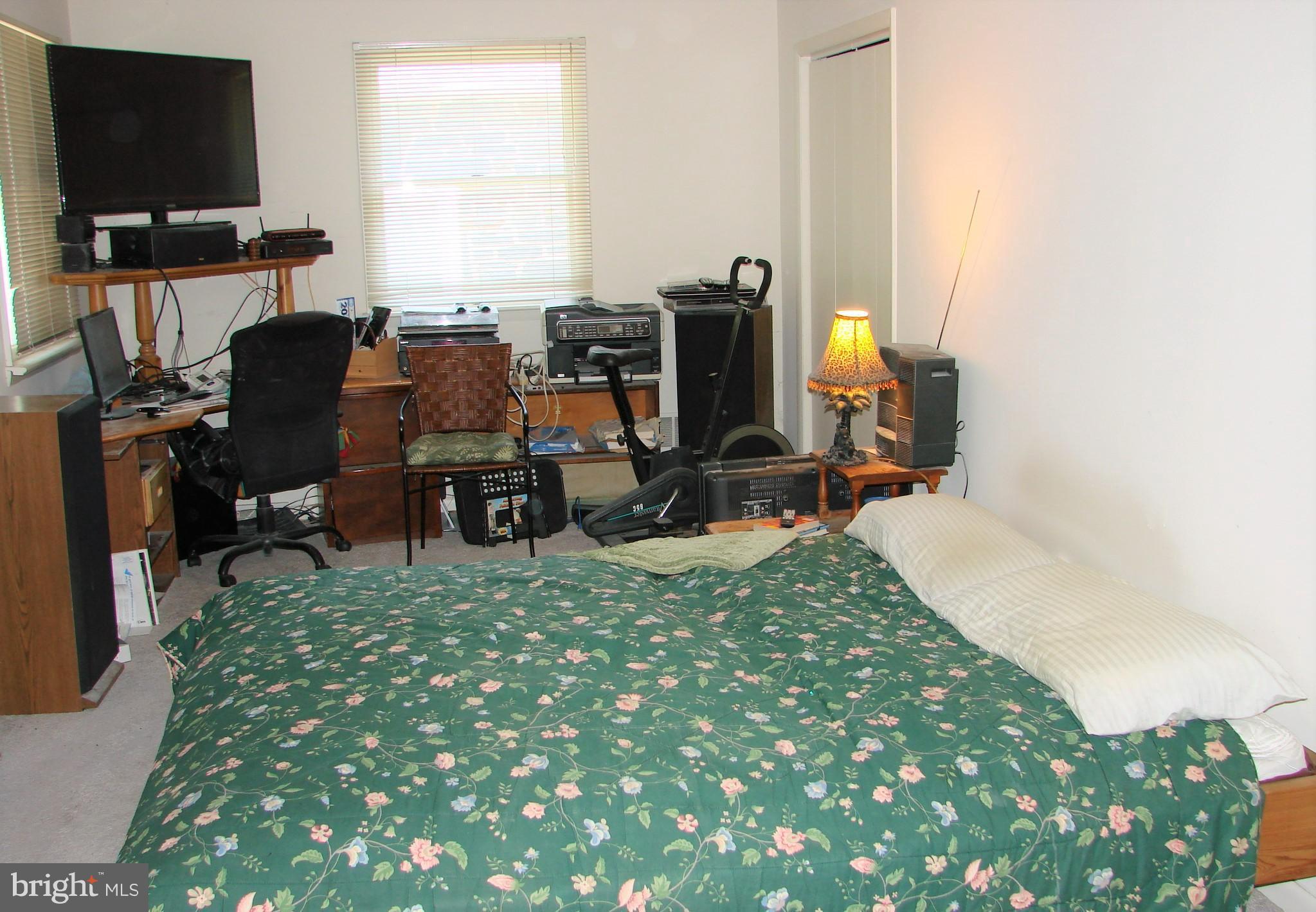 391 Sugartown Road Wayne, PA 19087 - Photo 16 of 20 Master