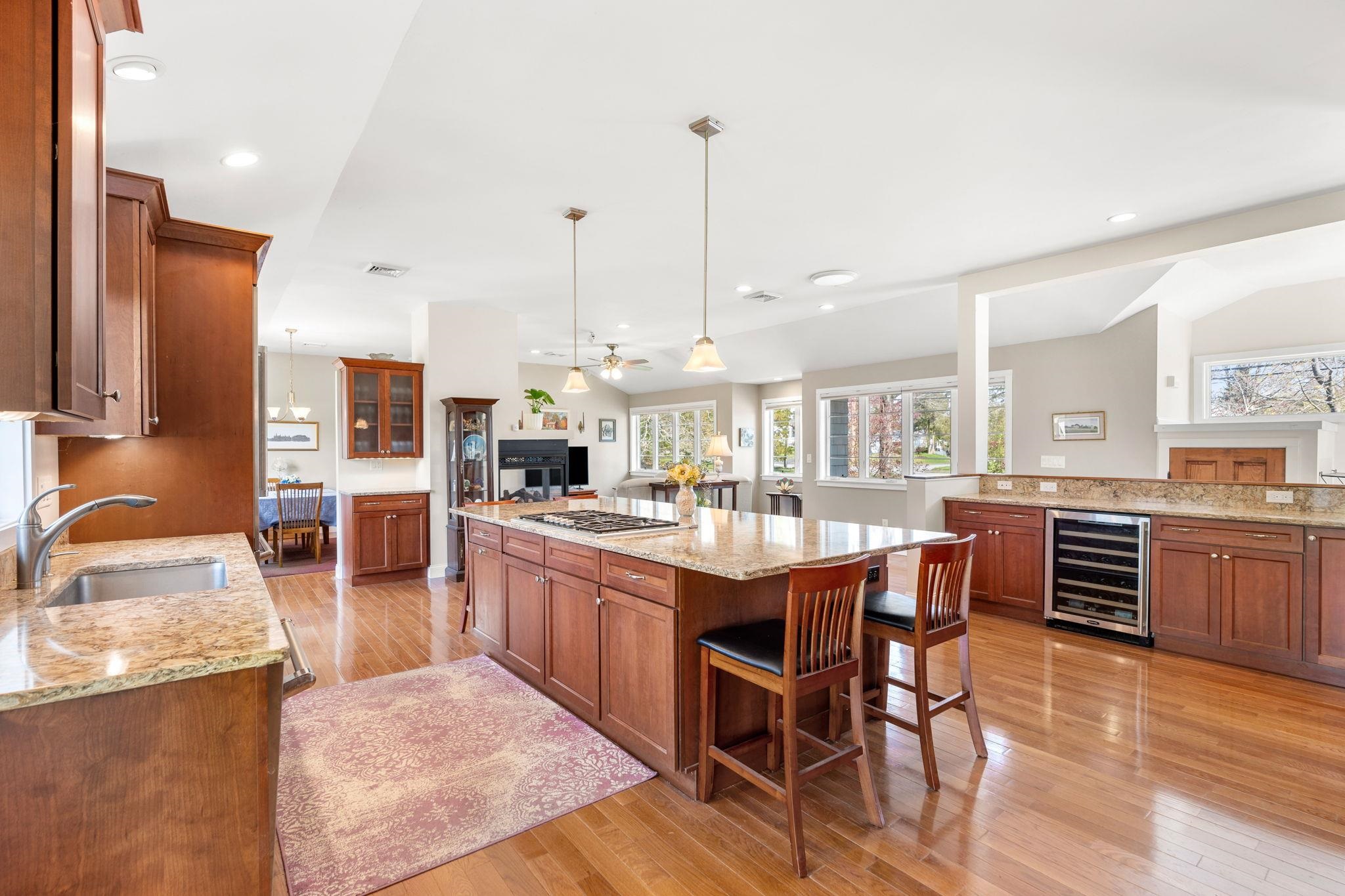 375 Winnacunnet Road Hampton, NH 03842 - Photo 3 of 40