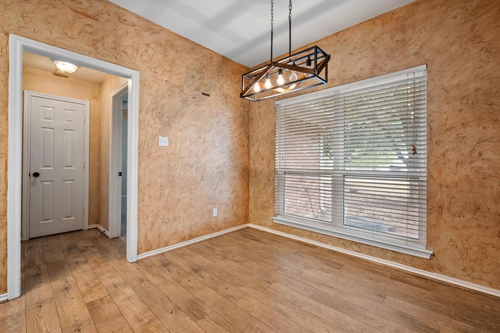 5250 Plainview Road Midlothian, TX 76065 - Photo 21 of 37