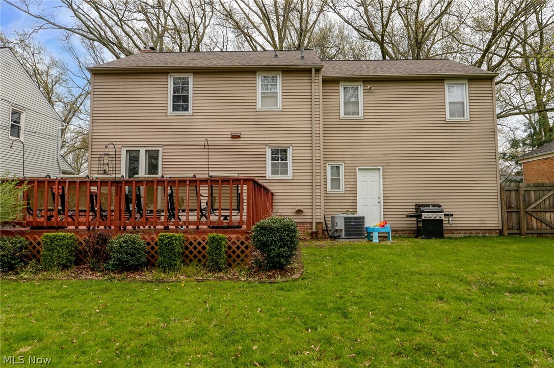 1304 Ford Road Lyndhurst, OH 44124 - Photo 29 of 29 BACKYARD