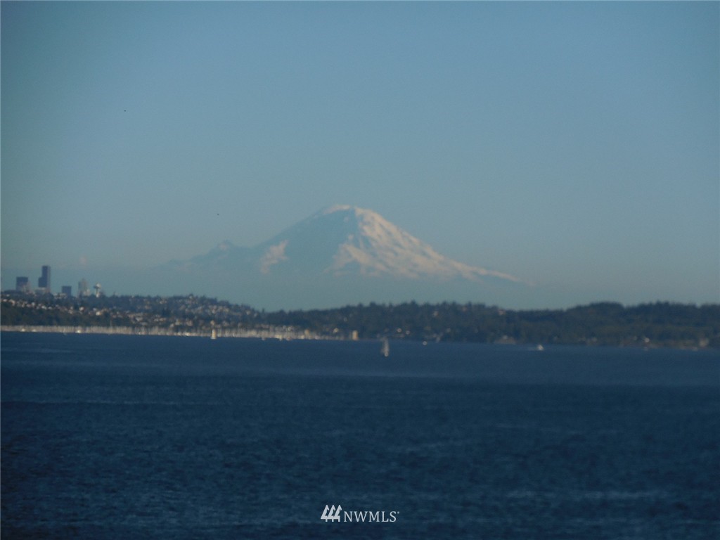 21200 President Point Road Northeast Kingston, WA 98346 - Photo 2 of 24 Gallery Image 2
