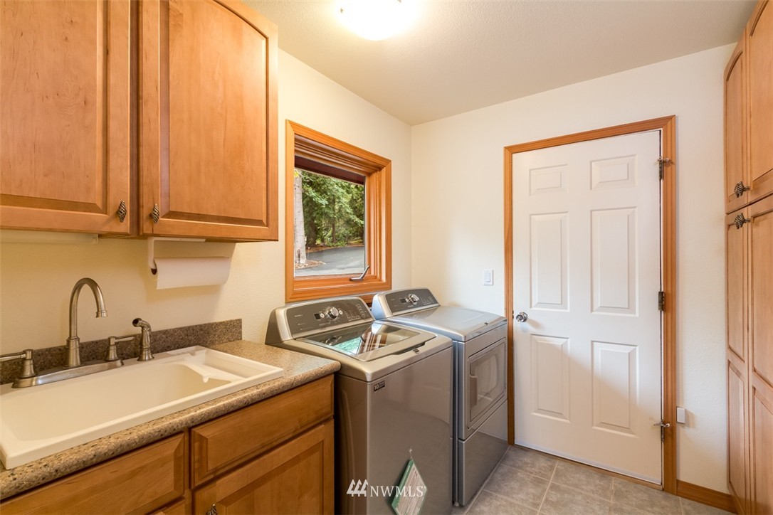21200 President Point Road Northeast Kingston, WA 98346 - Photo 15 of 24 Gallery Image 15