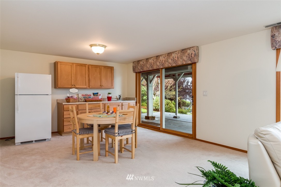 21200 President Point Road Northeast Kingston, WA 98346 - Photo 19 of 24 Gallery Image 19